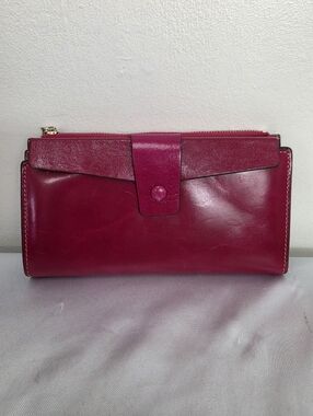 NWOT-Fuchsia Leather Wallet Clutch  Women's Wallet
